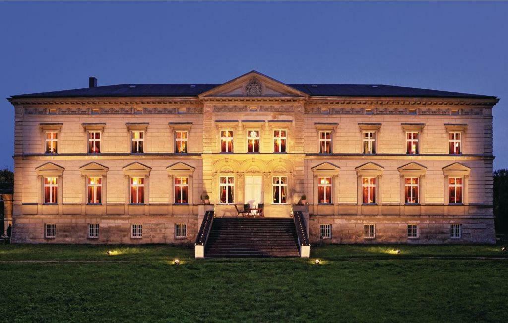 Schloss Tressow Bobitz Екстериор снимка